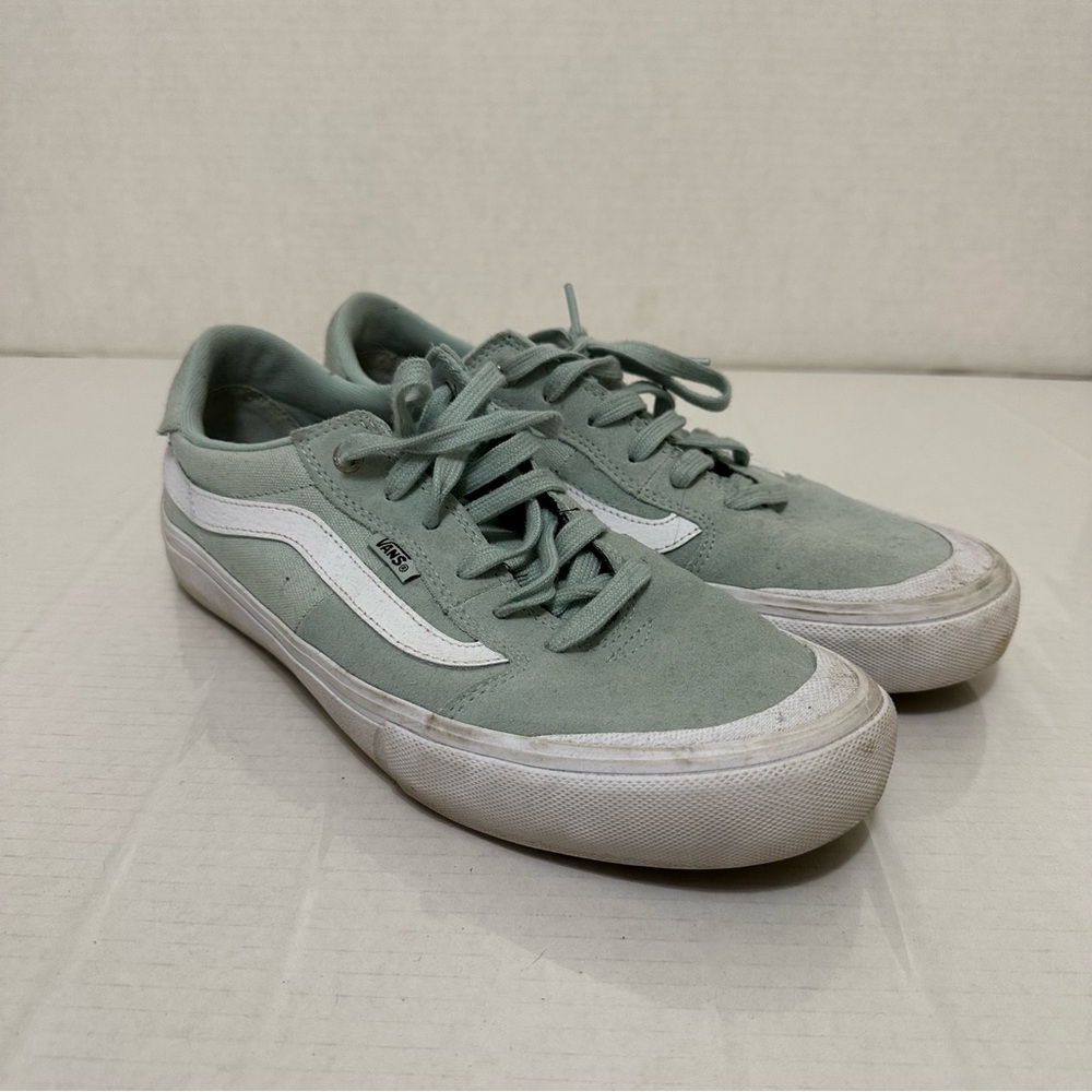 Vans low top pro sneakers shoes men’s 9.5 mint green